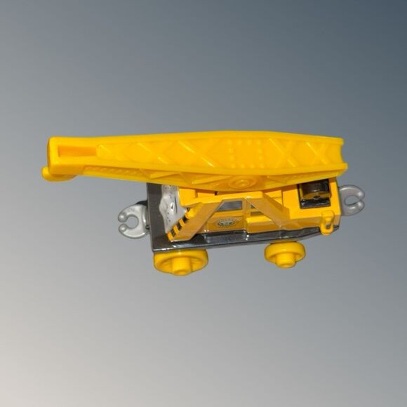 2013 Mattel Thomas & Friends Push Along Kevin Yellow Diecast Crane B23 - Picture 3 of 6